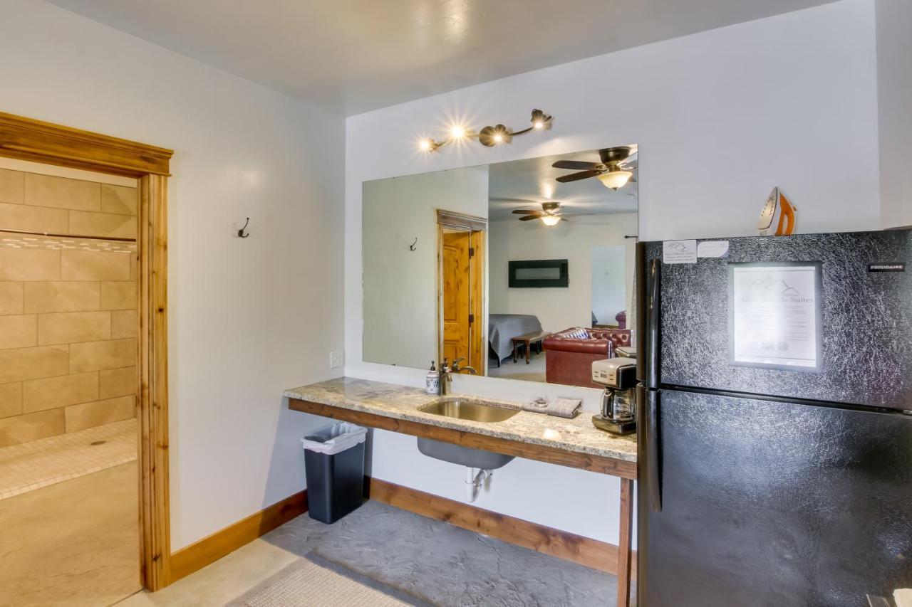 Lava Hot Springs Studio With Views, Walk To River Extérieur photo